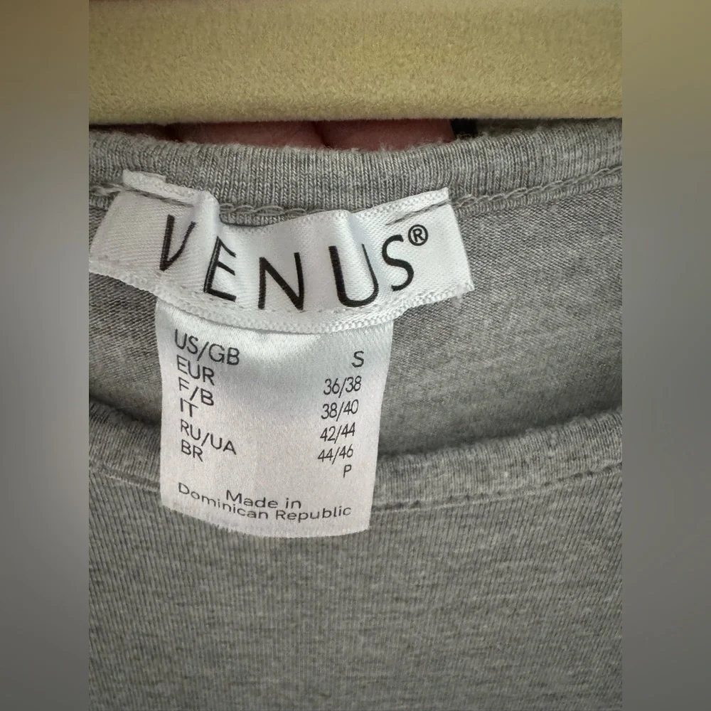 VENUS Gray T-Shirt Dress EUC Short Sleeve Mini Dress Rayon Spandex Small - Picture 9 of 10